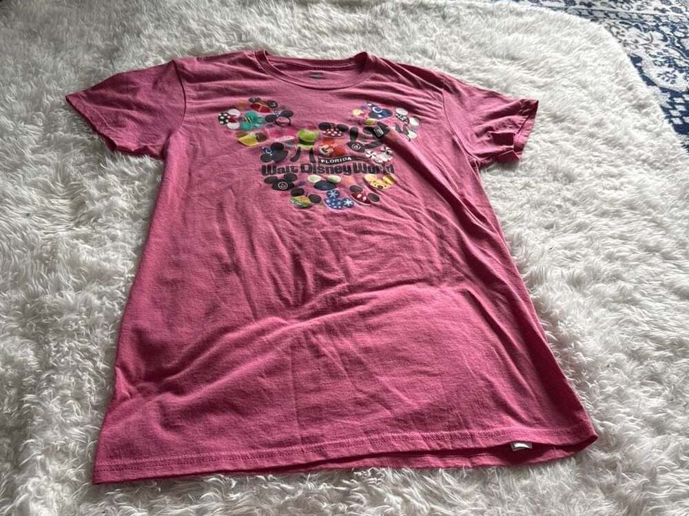Walt Disney World Pink Ear Hat Collage T-Shirt Florida Size Large - Picture 1 of 5